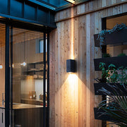 Up/Down Outdoor Wall Sconce — Aluminum & Glass, COB + LED Dual-Beam, IP65, 3000K Warm White