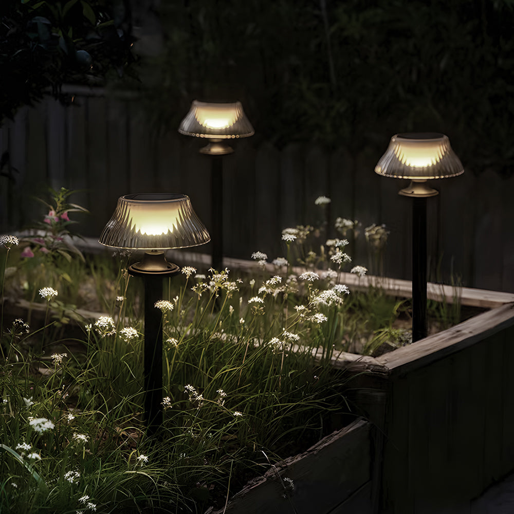 Vintage Industrial Solar Lawn Stake Path Light — Black Iron, LED, 3000K, IP65 Weatherproof, Dusk-to-Dawn