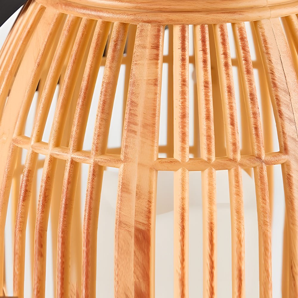 Rustic Modern Solar Outdoor Lantern — Imitation Bamboo, LED, IP44, 600mAh, 6–8Hr Runtime, 7.1" × 13.8"