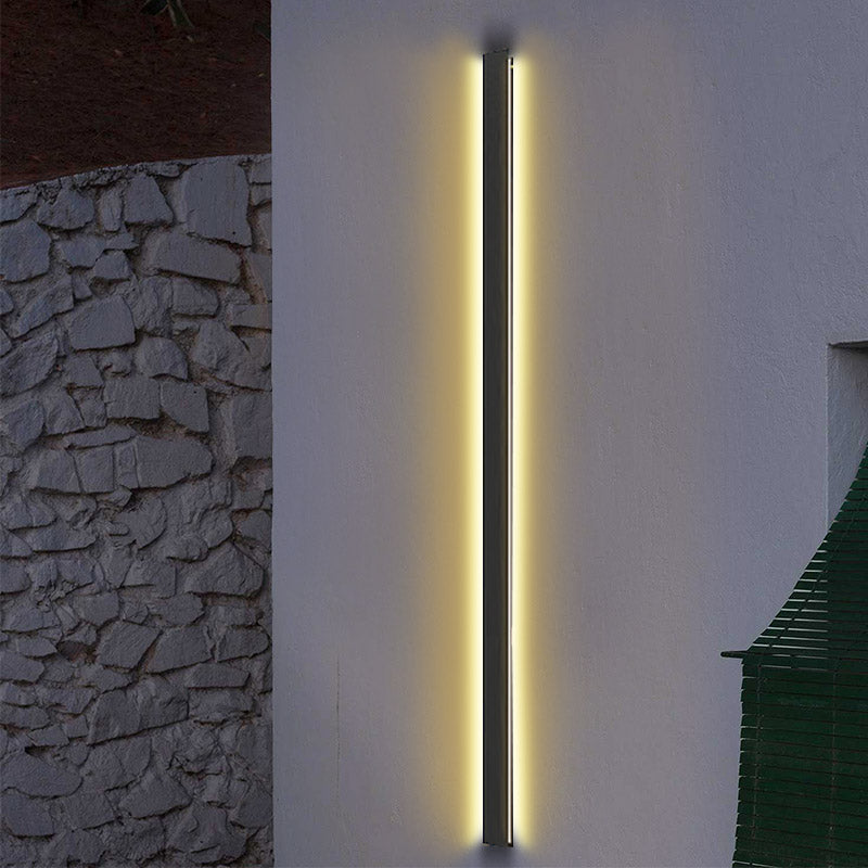 Minimalist Linear Outdoor Wall Light — Black Iron, Integrated LED, IP65, 32W–64W, 40"–80"