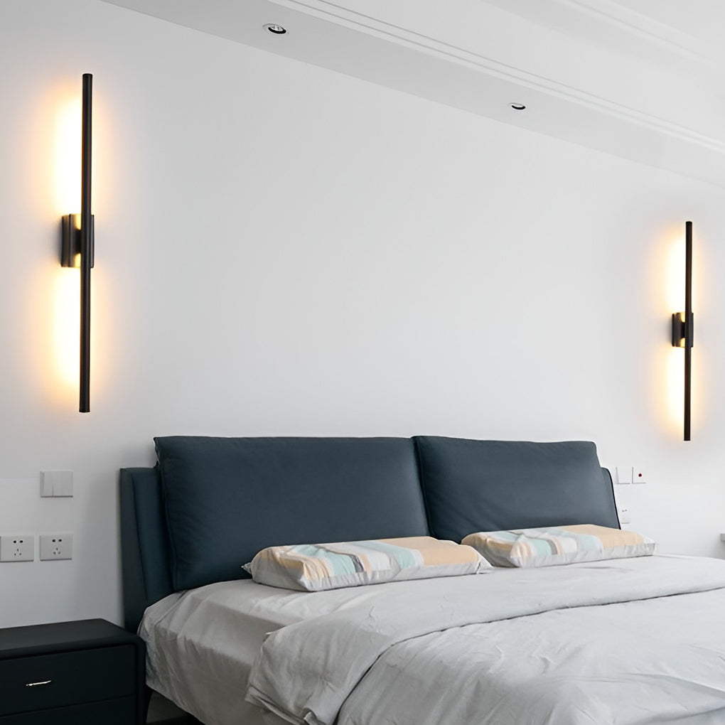 Linear LED Wall Sconce — Electroplated Iron, Black or Gold, 24"/31"/39" Modern