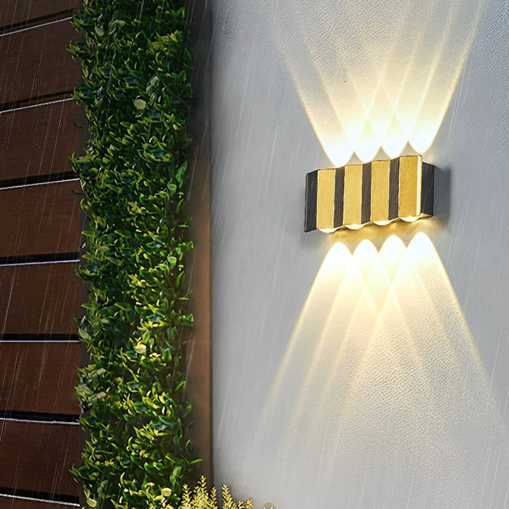 Modern Up/Down Outdoor Wall Washer — Aluminum, LED 3000K, IP65, 4W–10W, Black or Gold
