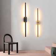 Linear LED Wall Sconce — Electroplated Iron, Black or Gold, 24"/31"/39" Modern