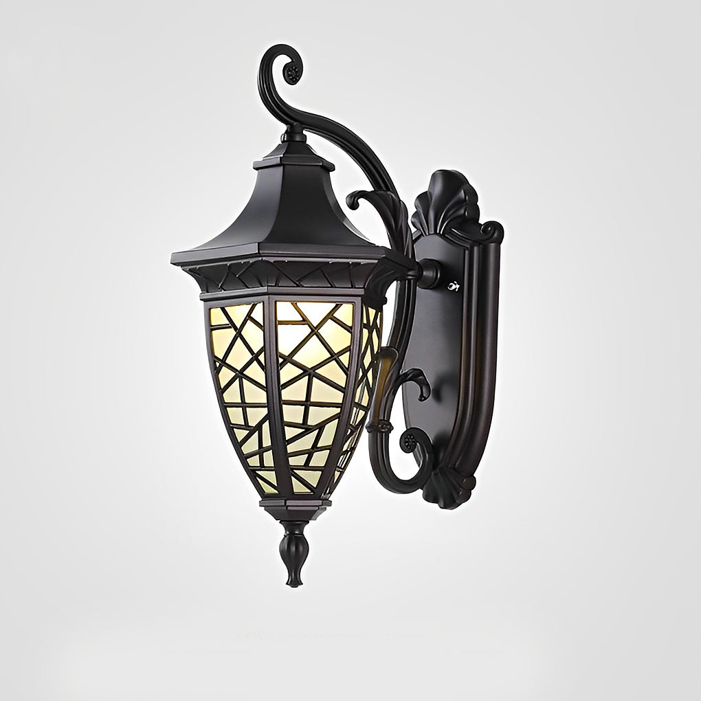 Retro-Pattern Solar Outdoor Wall Sconce — Die-Cast Aluminum, Black, IP55 Weatherproof