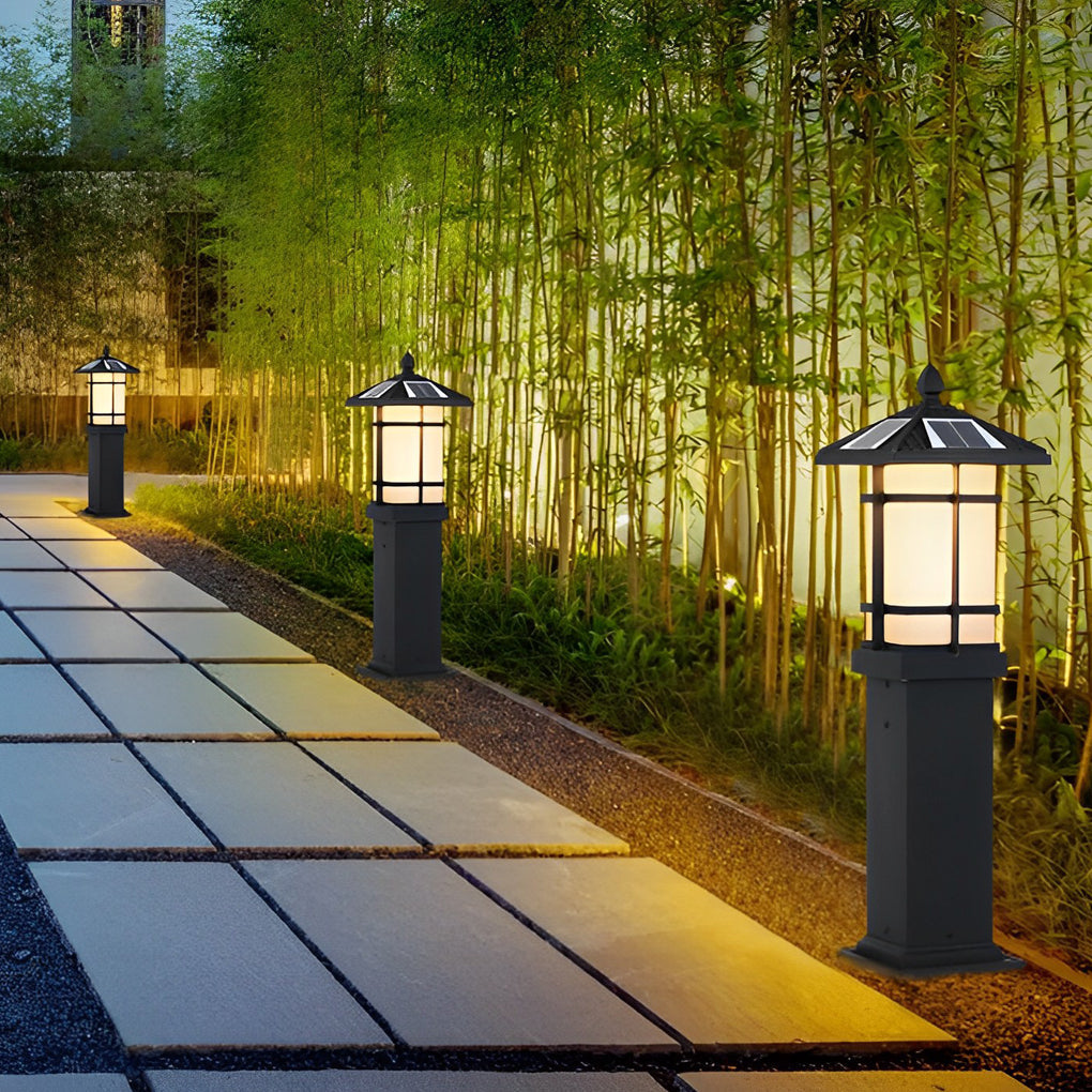 Solar LED Bollard Light — Die-Cast Aluminum, Black, 3000K Warm White, 8–10H Runtime, 24" or 29"
