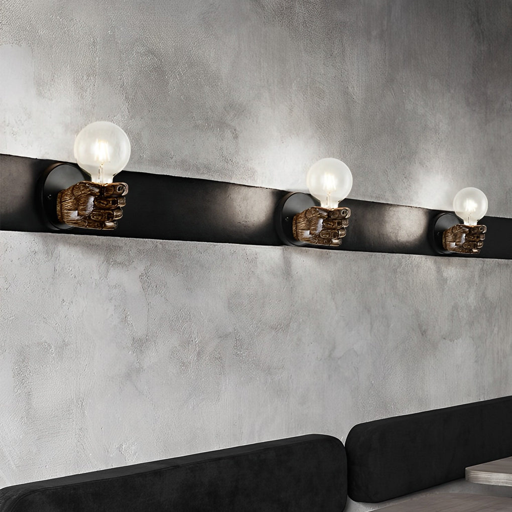 Fist-Shaped Retro Industrial Wall Sconce — Resin and Iron, E27, Engraved Baked-Varnish Finish
