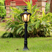 Traditional European-Style Outdoor Post Light — Die-Cast Aluminum and Glass, E27, IP65 Weatherproof, 31" Height