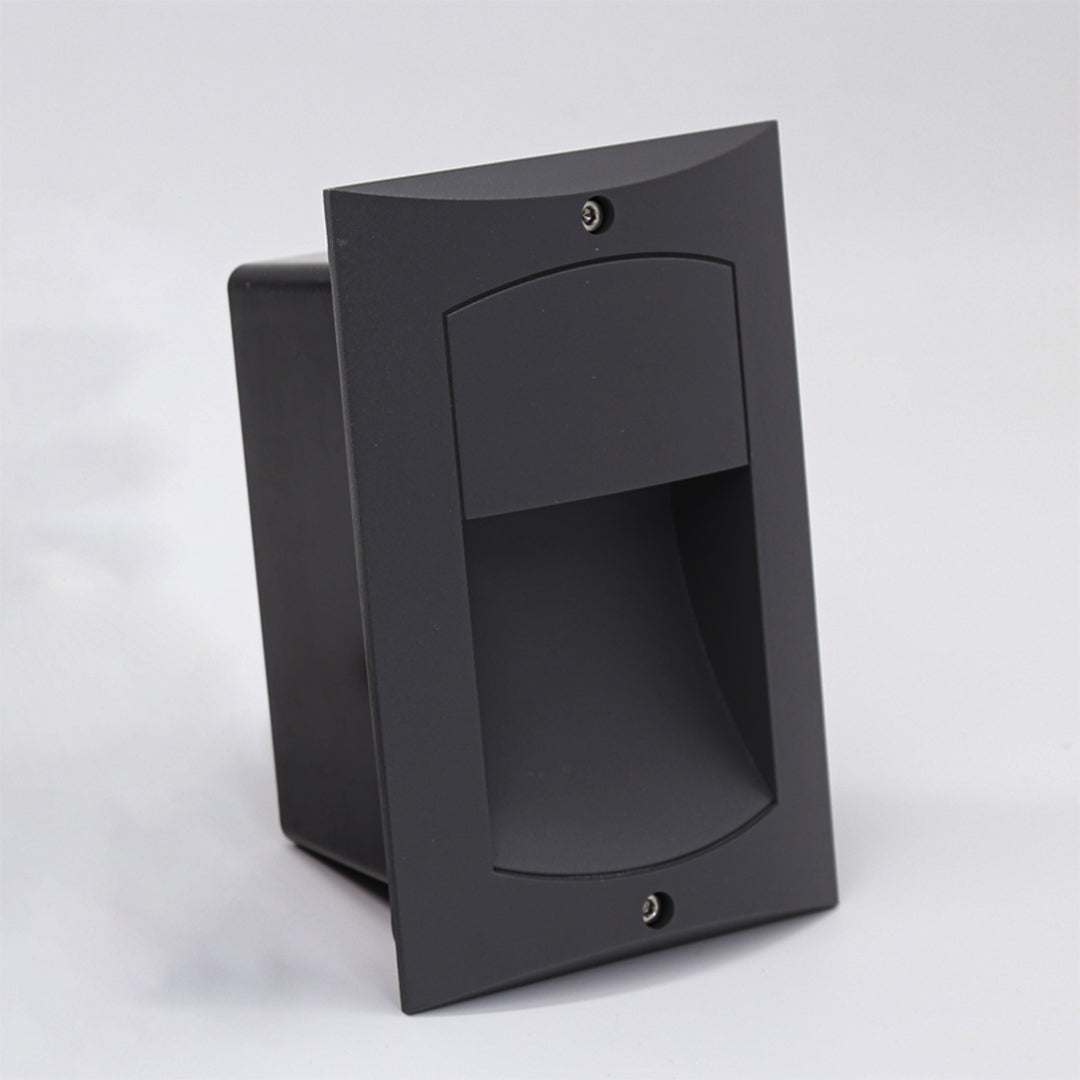 Minimalist Embedded LED Step Light — Die-Cast Aluminum, 4W OSRAM, 3000K, IP65, Hardwired