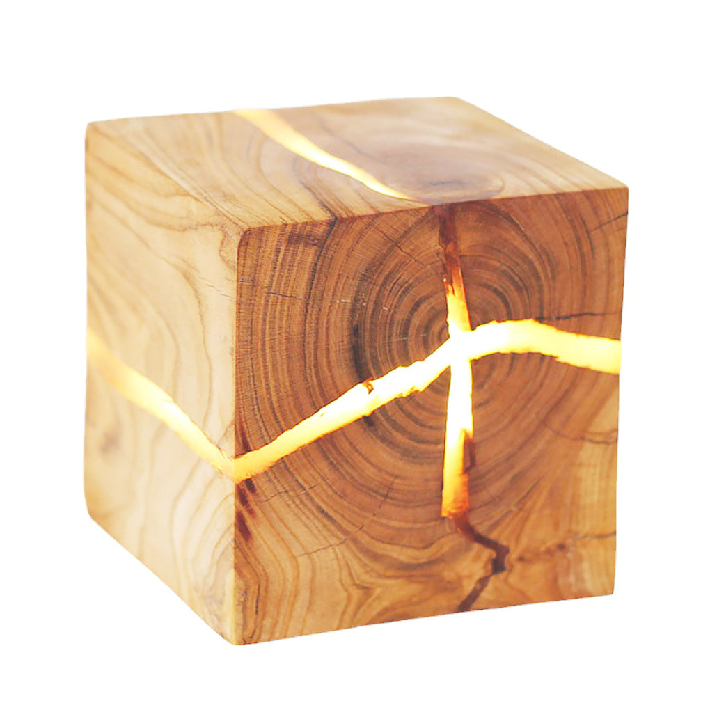 Square Cracked Wood Grain Wall Sconce — Wood and Resin, G4, Warm White 3000K, Rustic Modern