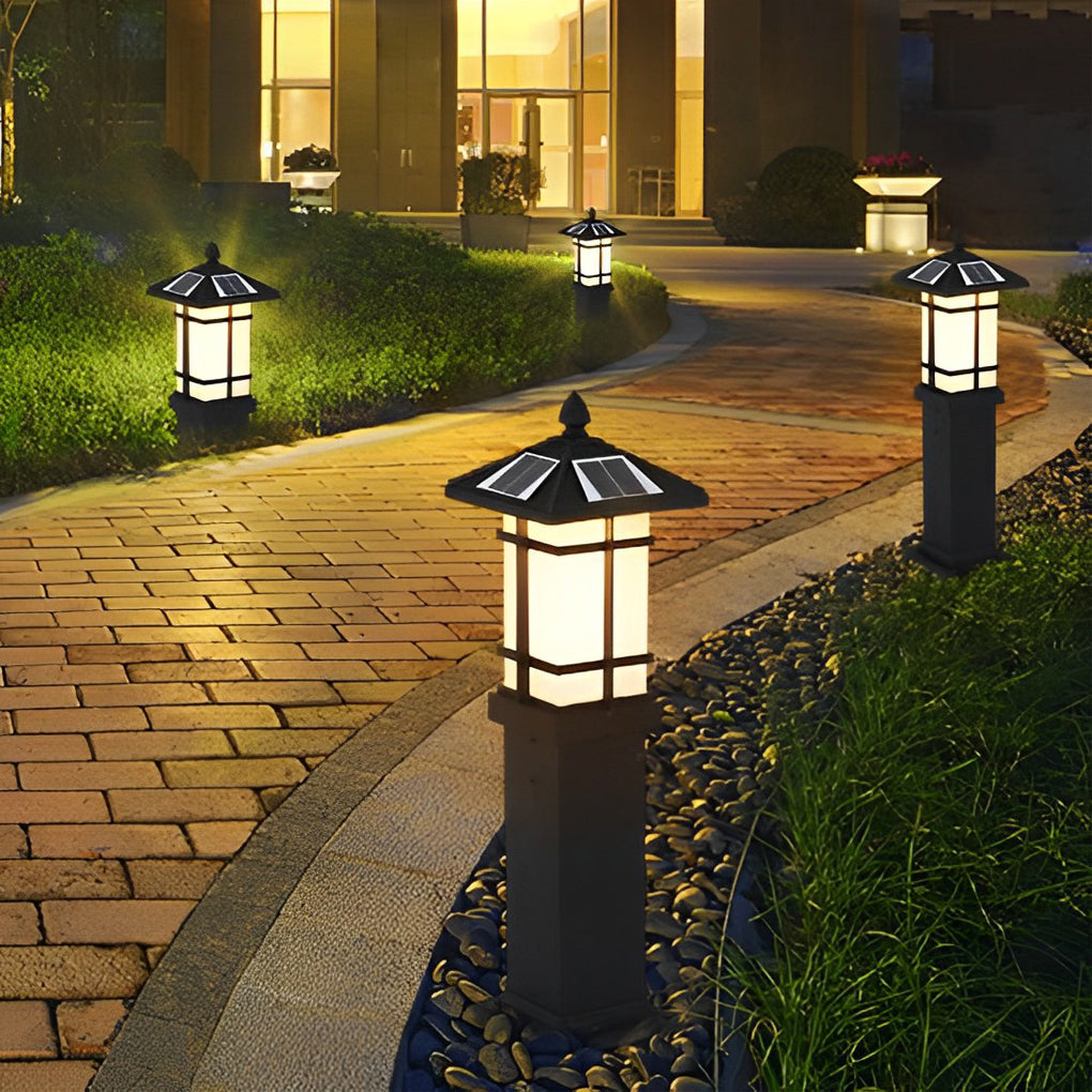 Solar LED Bollard Light — Die-Cast Aluminum, Black, 3000K Warm White, 8–10H Runtime, 24" or 29"
