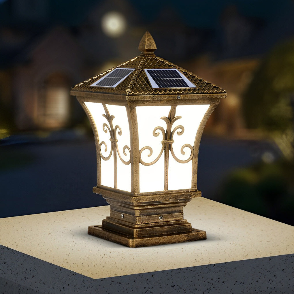 Vintage Solar Fence Post Light — Die-Cast Aluminum, Frosted Acrylic, Waterproof, Auto On/Off
