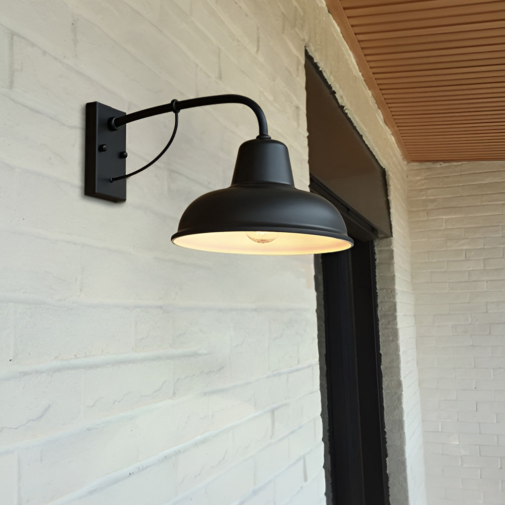 Vintage Trumpet Outdoor Wall Sconce — Black Iron, E27, LED Waterproof