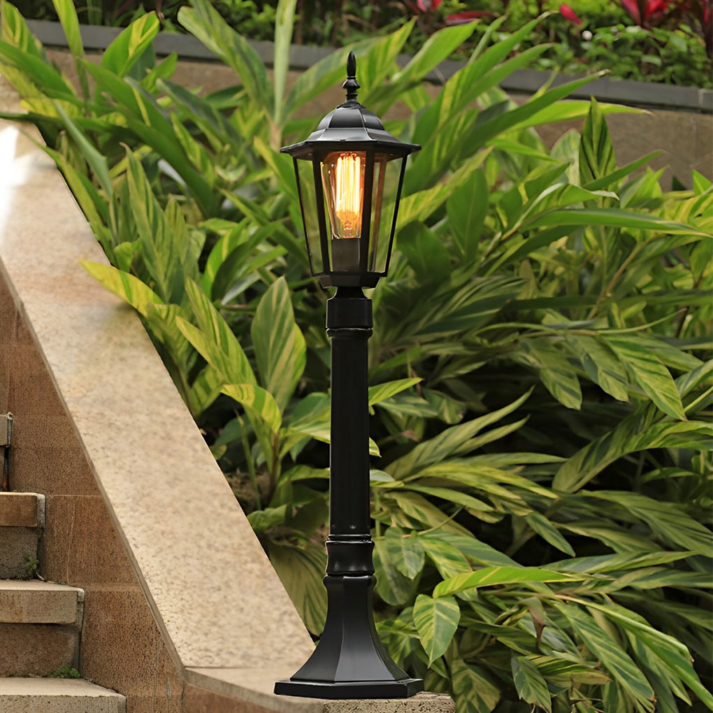 Traditional Black Outdoor Post Light — Die-Cast Aluminum and Glass, E27, Waterproof, 31" H