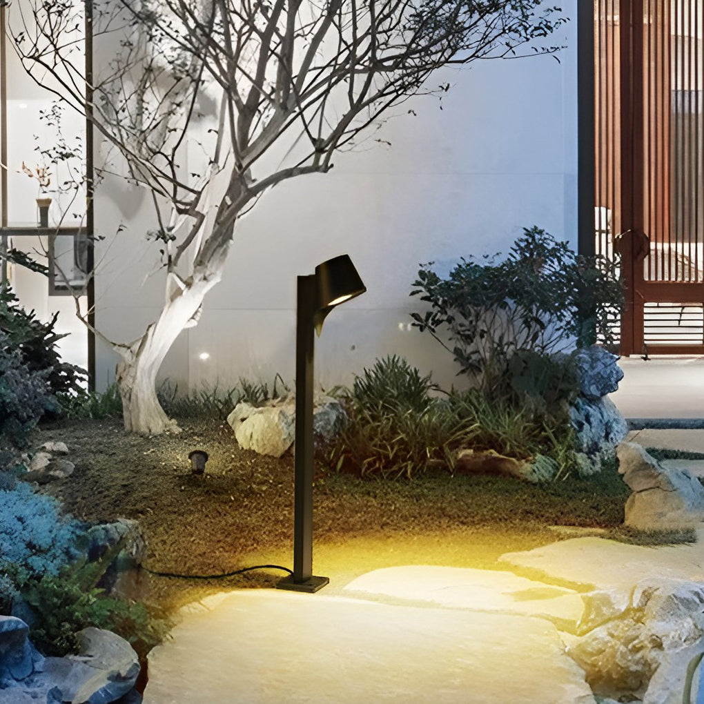 Minimalist Bollard Pathway Light — Die-Cast Aluminum, Black, 10W LED, 3000K, IP65, 24"