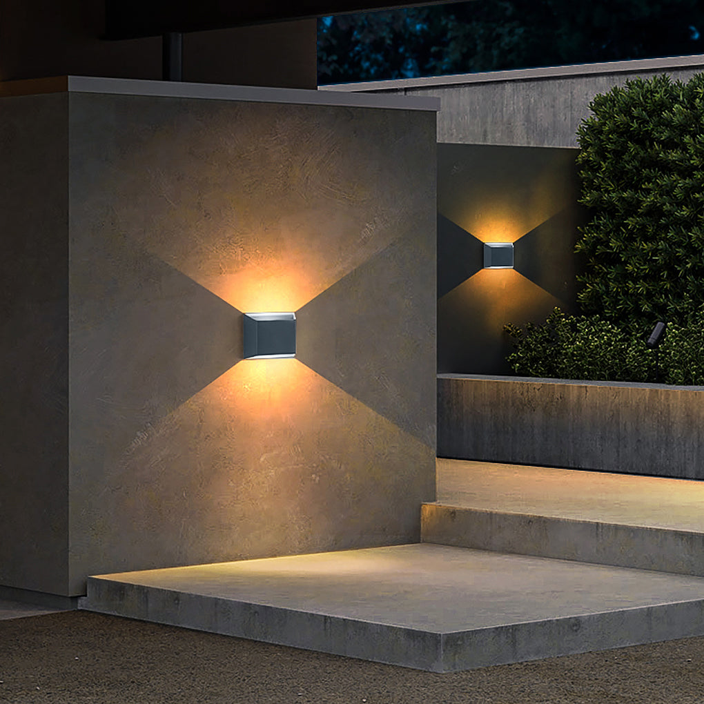 Contemporary Waterproof LED Wall Light for Outdoor Villas, Courtyards, and Gardens