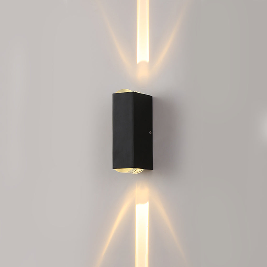 Up/Down Outdoor Wall Sconce — Die-Cast Aluminum, LED 3000K, IP Waterproof, 7.1" H