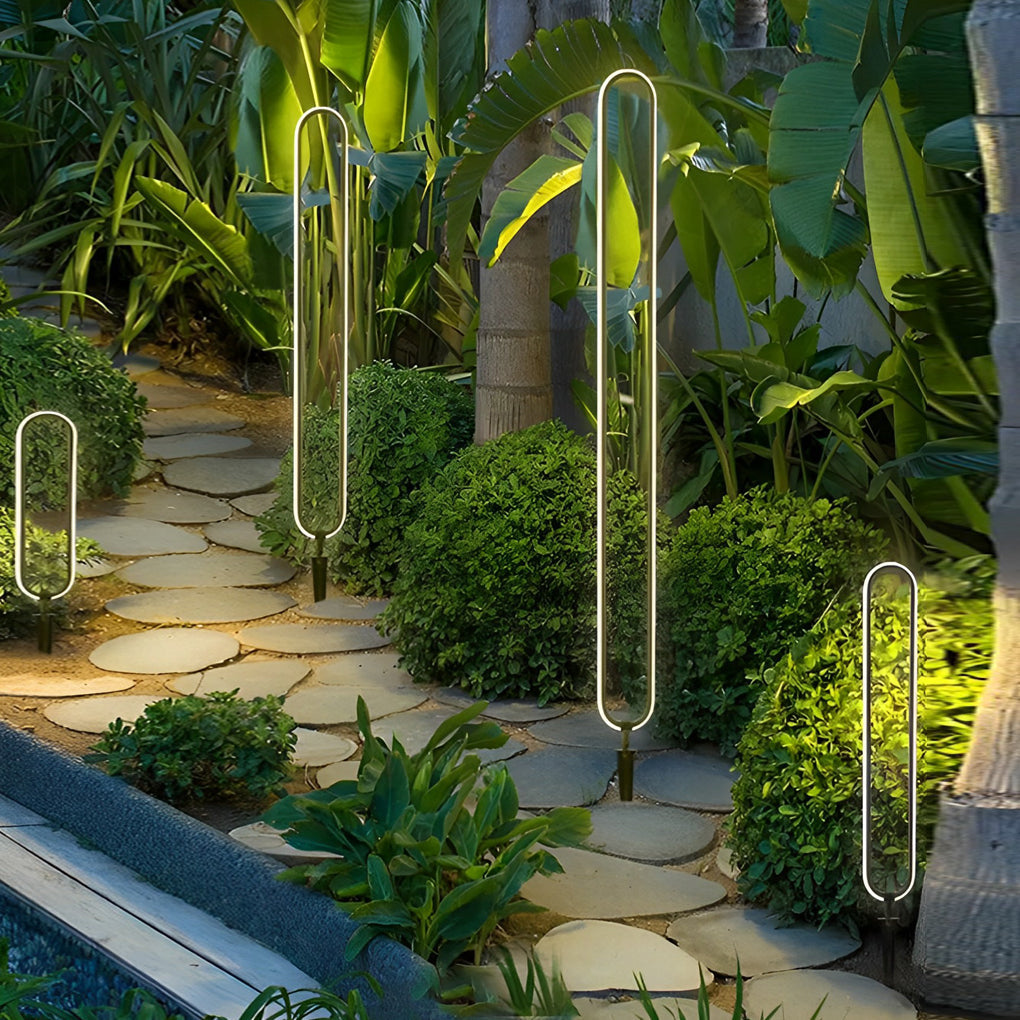 Modern Linear LED Solar Pathway Bollard — Black Aluminum, IP65 Weatherproof, Warm White 3000K