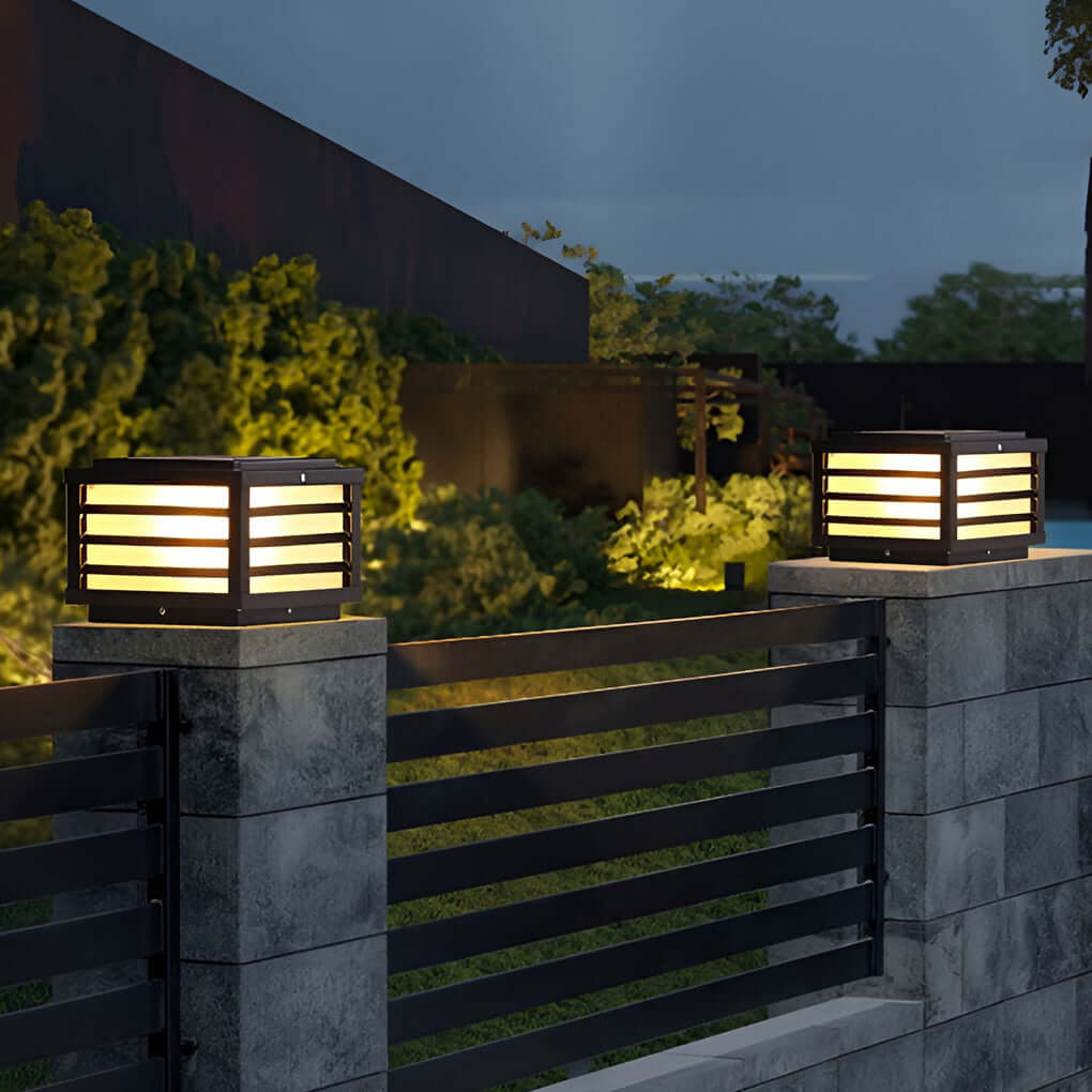 Square Solar LED Fence Cap Post Light — Die-Cast Aluminum, Black, Auto Dusk-to-Dawn, 3000K Warm White
