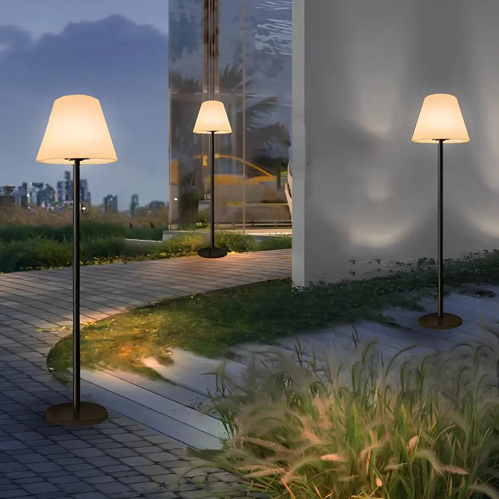 Contemporary LED Floor Lamp with Metal Design and Shade Luxe