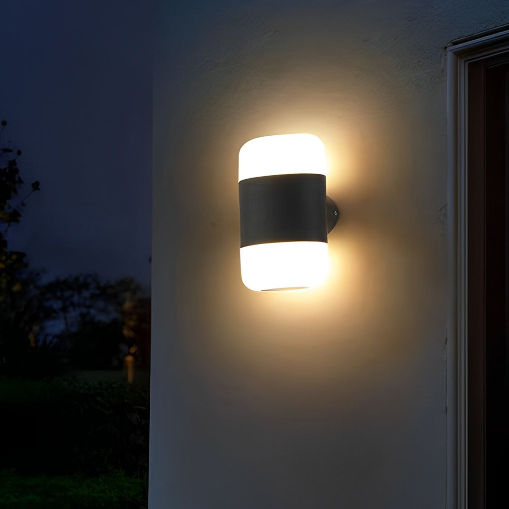Modern Black Waterproof LED Outdoor Wall Lamp with Round Up and Down Lighting