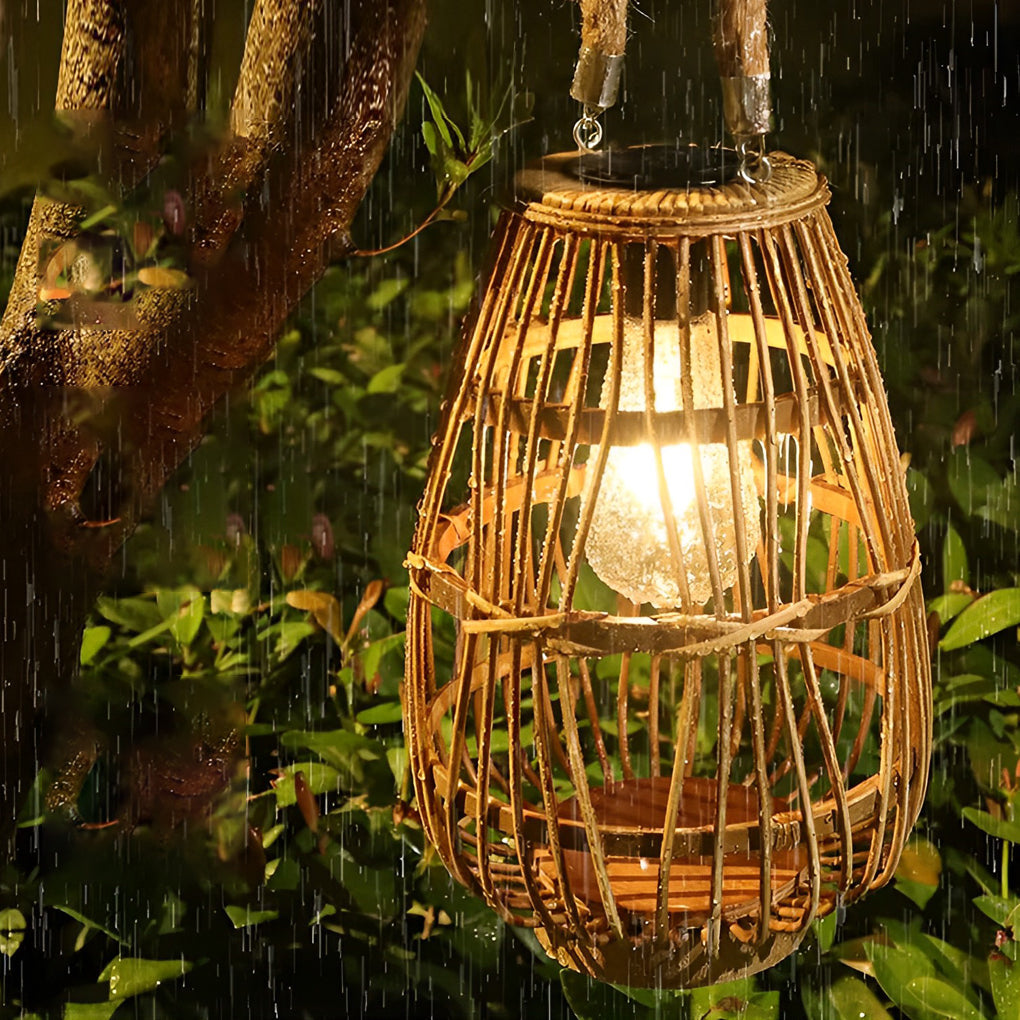 Retro Rattan Solar Outdoor Lantern — Bamboo, Wood & Hemp Rope, LED Warm White, IP44, Portable Hanging