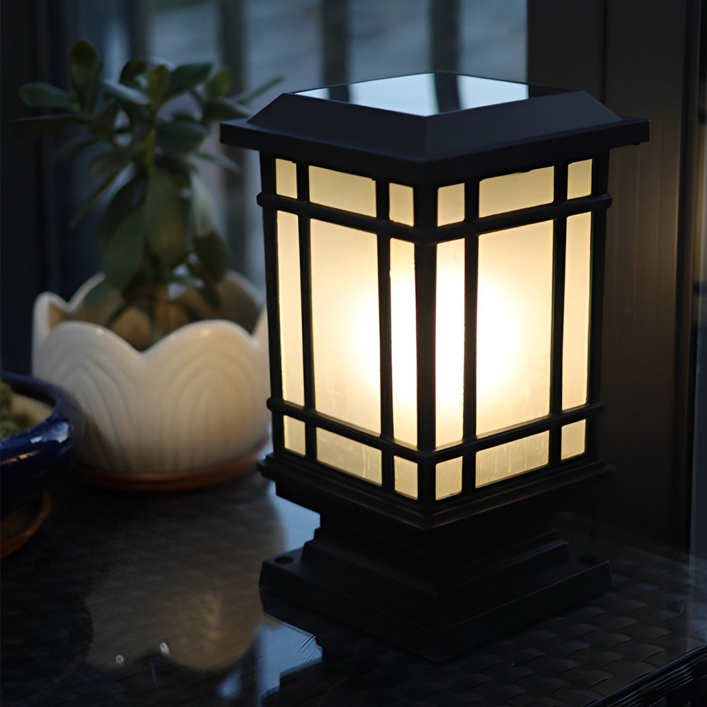 Modern Black Solar Fence Post Light — Die-Cast Aluminum, 3-Step Color Dimming, IP Weatherproof