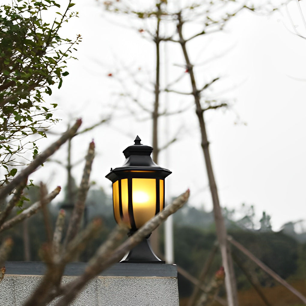Retro Minimalist Outdoor Pillar Light — Aluminum Alloy and Glass, IP33 Waterproof, 3000K Warm White