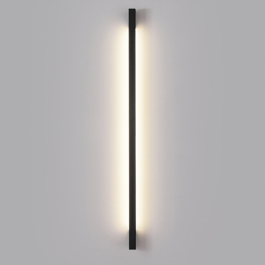 Postmodern Minimalist Strip Linear Wall Sconce — Black Iron, Three-Step Dimming LED, Horizontal or Vertical Mount