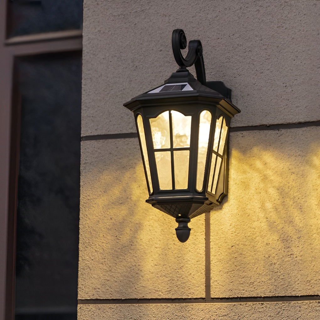 Vintage Solar Outdoor Wall Sconce — Black Die-Cast Aluminum, LED, IP65, 3000K Warm White