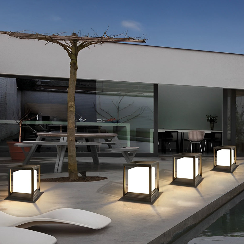 Modern Square Solar Fence Post Light — Black Aluminum, LED, IP65 Weatherproof
