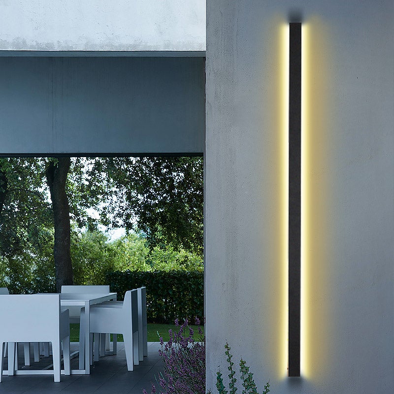 Linear Outdoor Wall Sconce — Black Metal, LED, IP65, Dimmable with Remote, 40"–80", 20W–40W