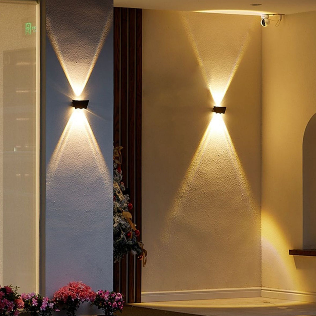 Waterproof Black LED Wall Washer Lights with Creative Up and Down Lighting