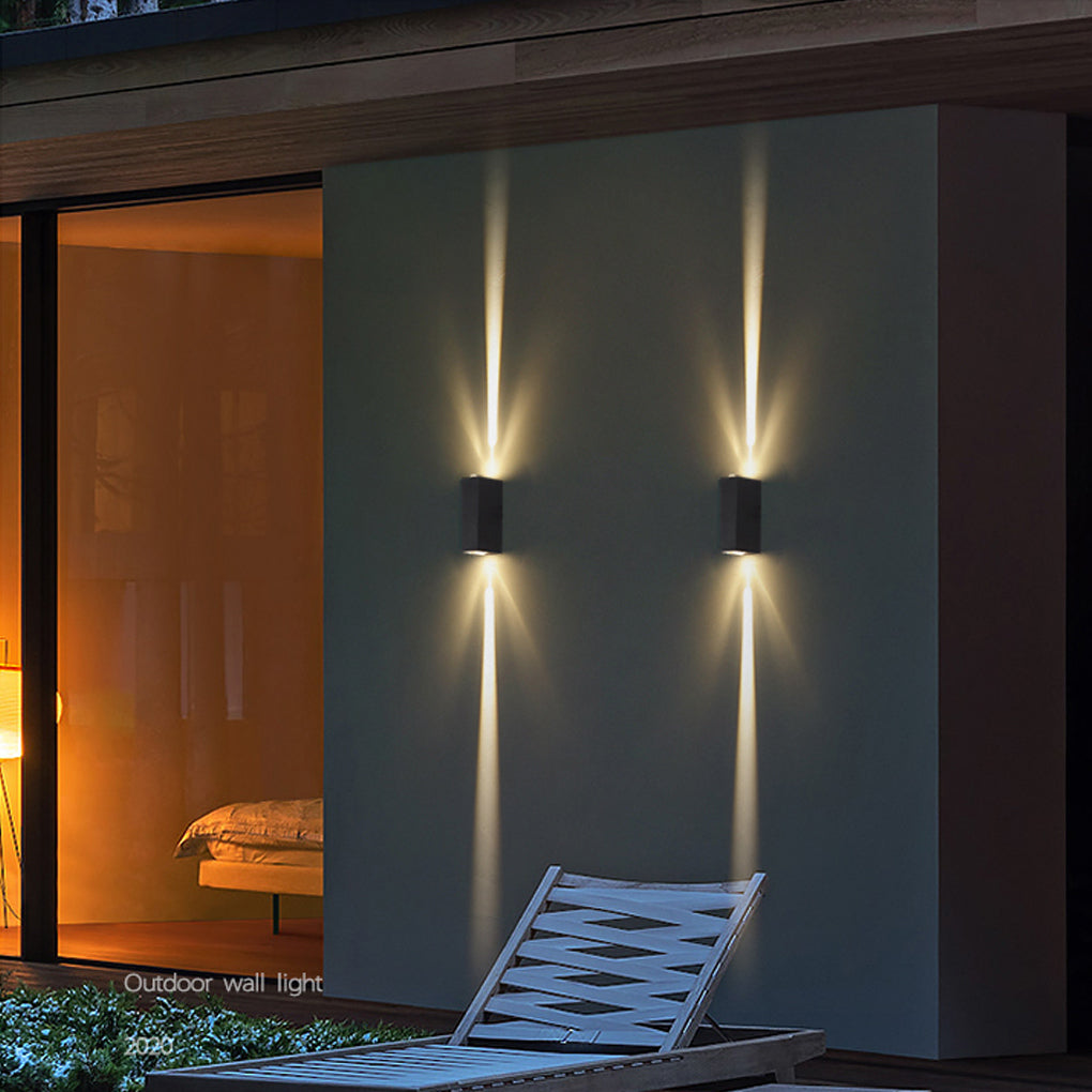 Up/Down Outdoor Wall Sconce — Die-Cast Aluminum, LED 3000K, IP Waterproof, 7.1" H