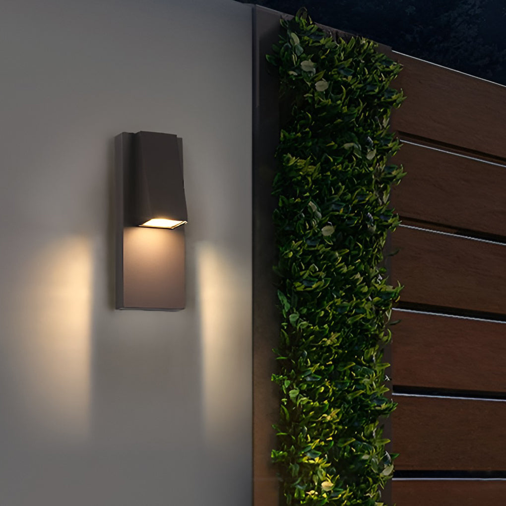 Modern Rectangular Outdoor Wall Sconce — Black Die-Cast Aluminum, 18W LED, 3000K, IP-Rated Waterproof