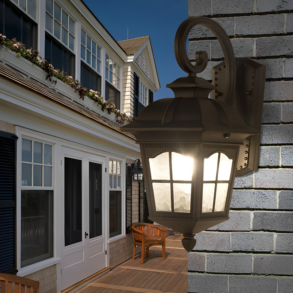 Retro European Outdoor Wall Sconce — Die-Cast Aluminum and Glass, E27, IP65 Weatherproof