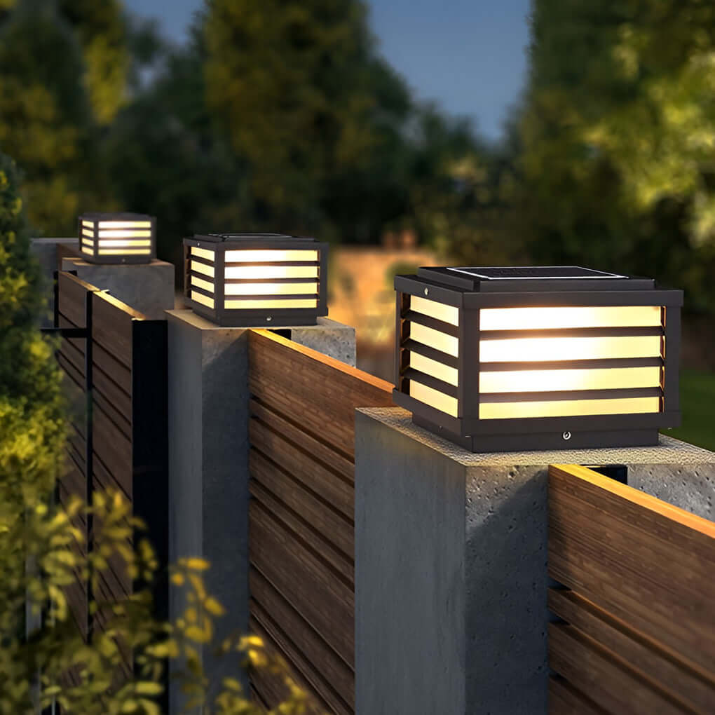 Square Solar LED Fence Cap Post Light — Die-Cast Aluminum, Black, Auto Dusk-to-Dawn, 3000K Warm White