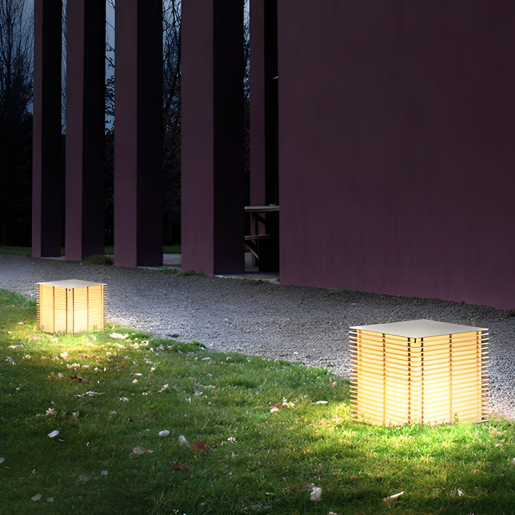 Modern Black Outdoor Bollard Light — Aluminum & Acrylic, Square Grid, LED 3000K, IP65 Weatherproof