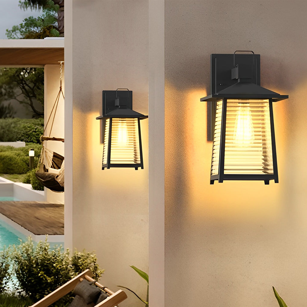 Black Retro Solar Outdoor Wall Sconce — Die-Cast Aluminum, Thickened Glass, IP23 Waterproof