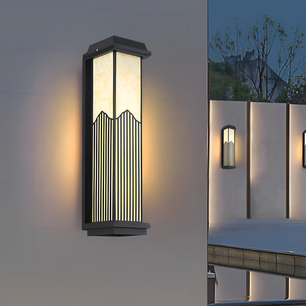 Modern Solar Outdoor Wall Sconce — Die-Cast Aluminum, Remote Control, IP55, Multi-Color Temperature, 3 Sizes