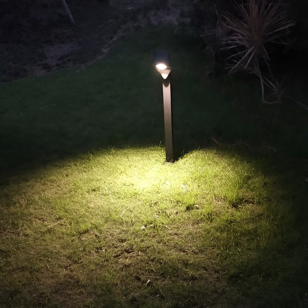 Minimalist Bollard Pathway Light — Die-Cast Aluminum, Black, 10W LED, 3000K, IP65, 24"