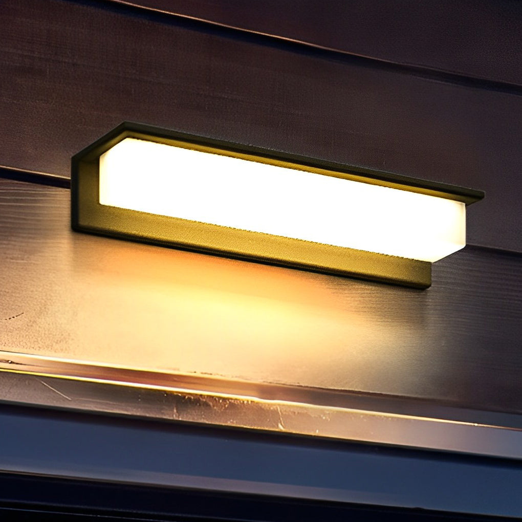 Modern Minimalist Rectangular Solar Wall Sconce — Aluminum, LED, IP54 Weatherproof, Warm White 3000K