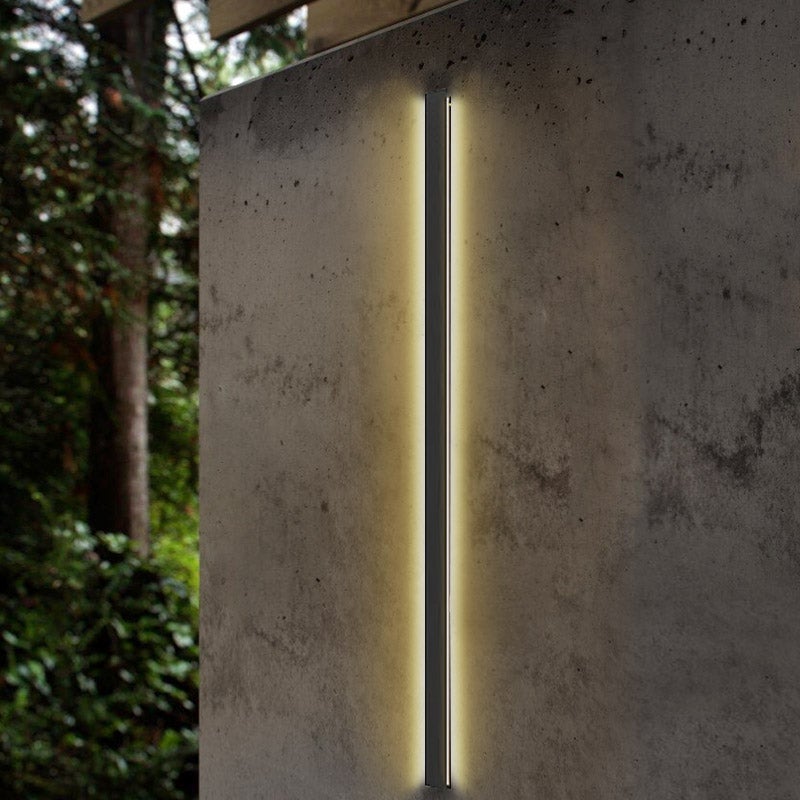 Minimalist Linear Outdoor Wall Light — Black Iron, Integrated LED, IP65, 32W–64W, 40"–80"
