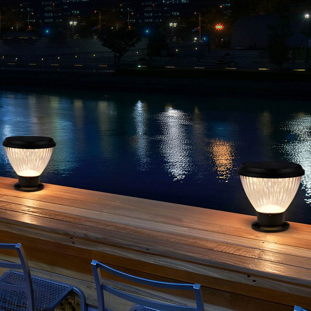 Modern Black Round Solar Post Cap Light — Aluminum, Fast Charging, IP65 Weatherproof