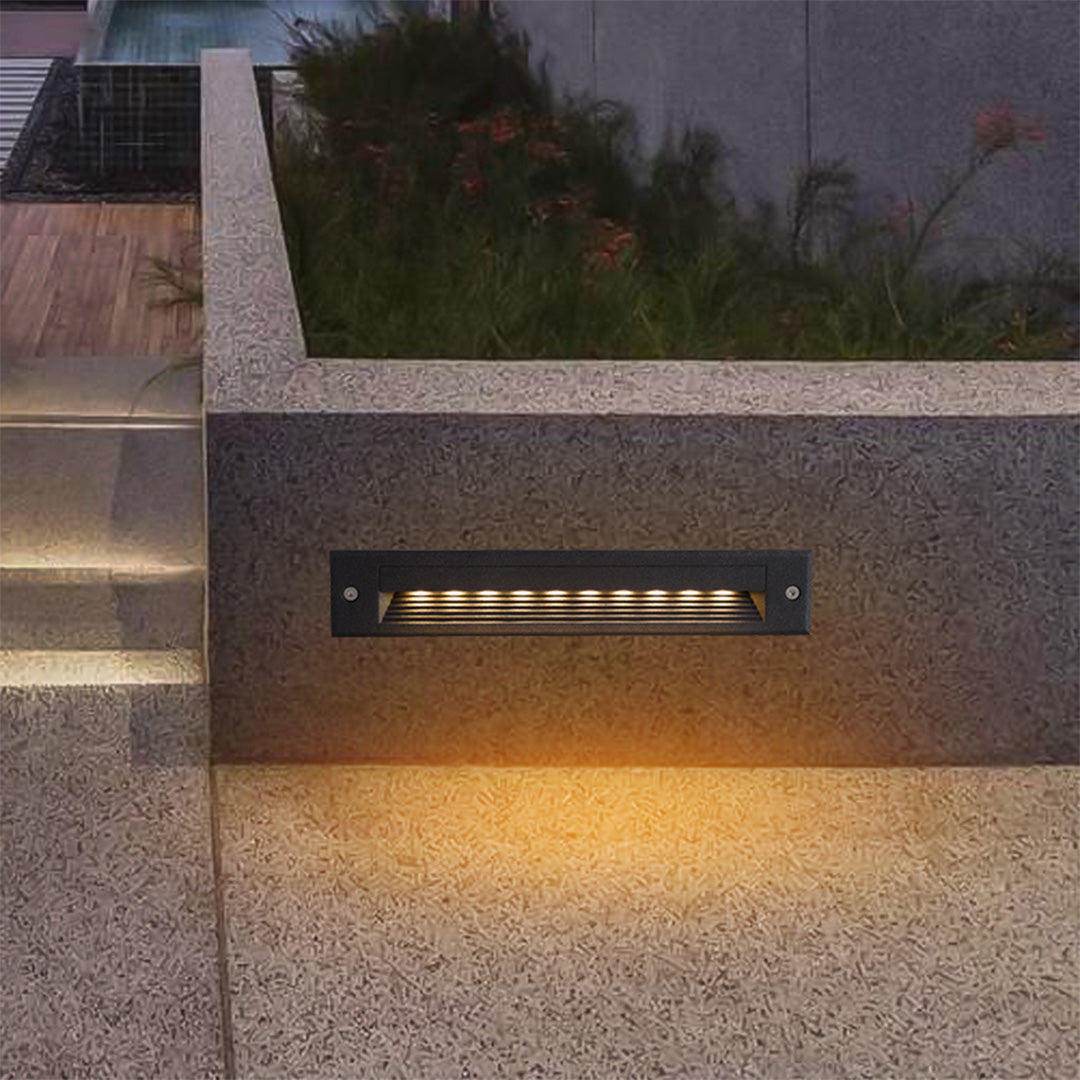 Minimalist Linear LED Step Light — Black Aluminum, 5W OSRAM, 3000K, IP65 Weatherproof, Hardwired