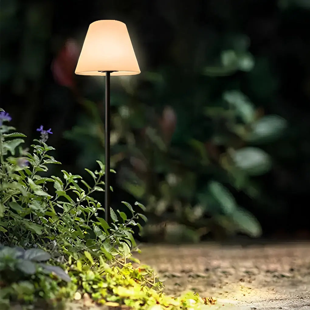 Contemporary LED Floor Lamp with Metal Design and Shade Luxe
