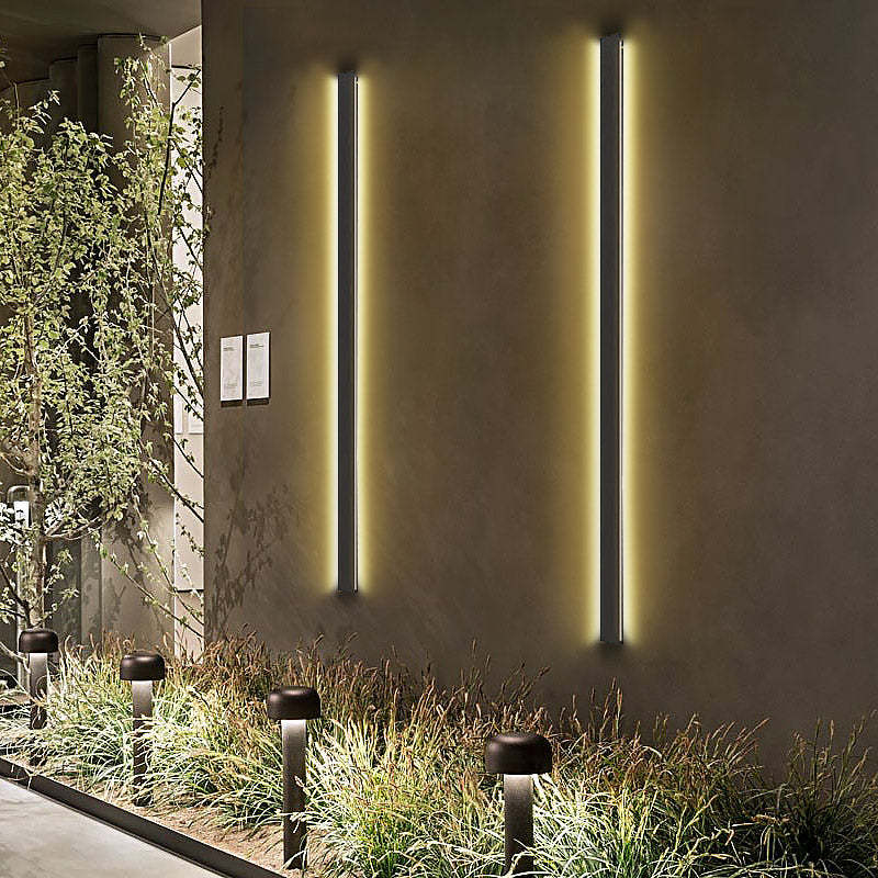 Linear Outdoor Wall Sconce — Black Iron, LED, IP65 Weatherproof, 20W–40W, 3200K Warm White, 40"–80"