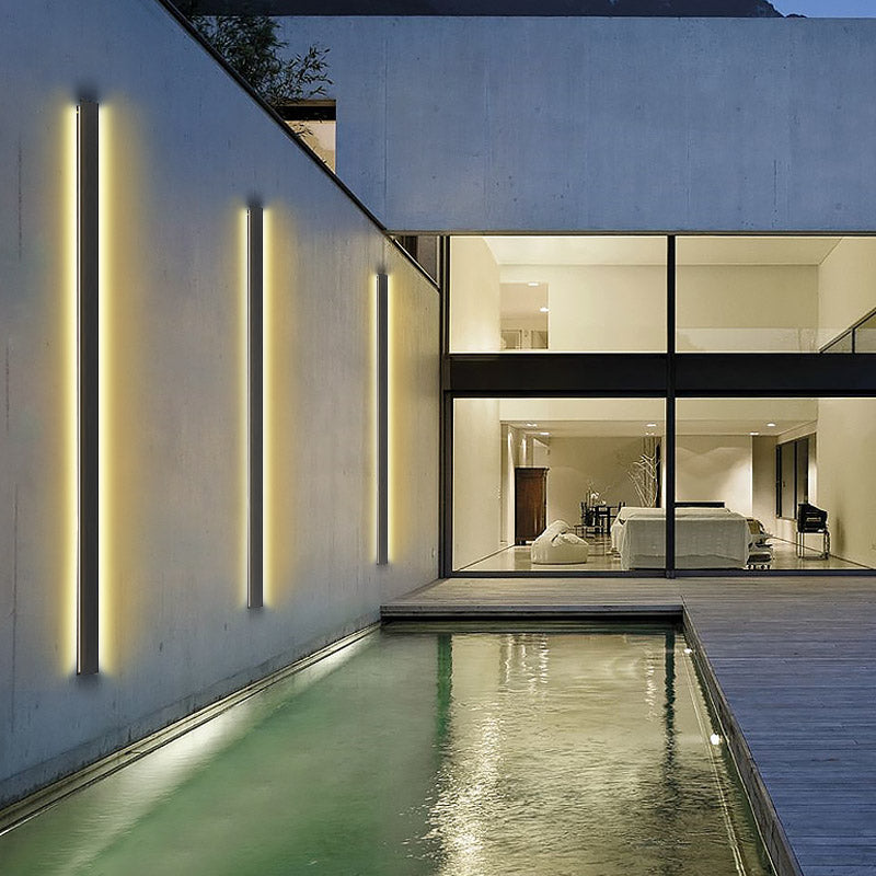 Modern Linear Outdoor Wall Light — Black Metal, LED Integrated, IP65, 20W–40W, 3000K