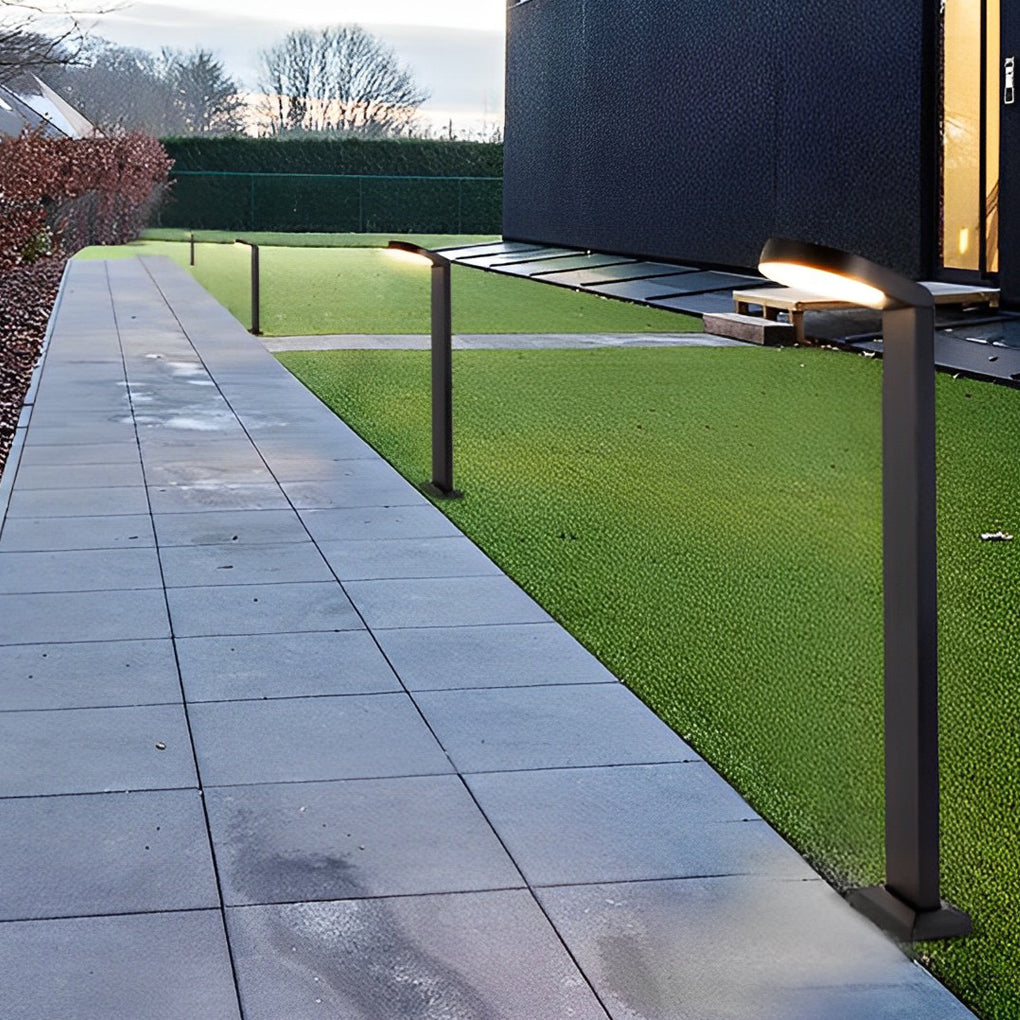 Modern Minimalist LED Bollard Light — Matte Black Aluminum, 12W, 3000K / 6000K, 31" H