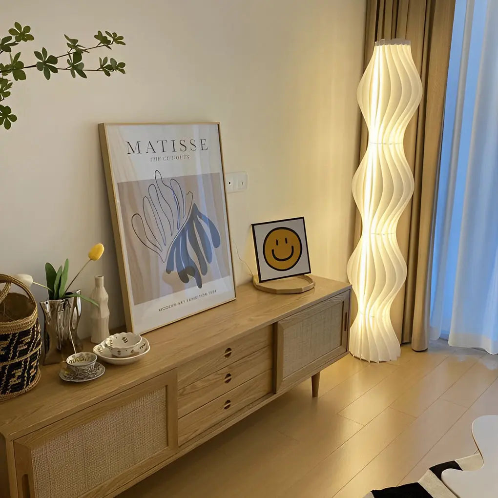 Contemporary Wavy Floor Lamp with Coastal LED Design Luxe