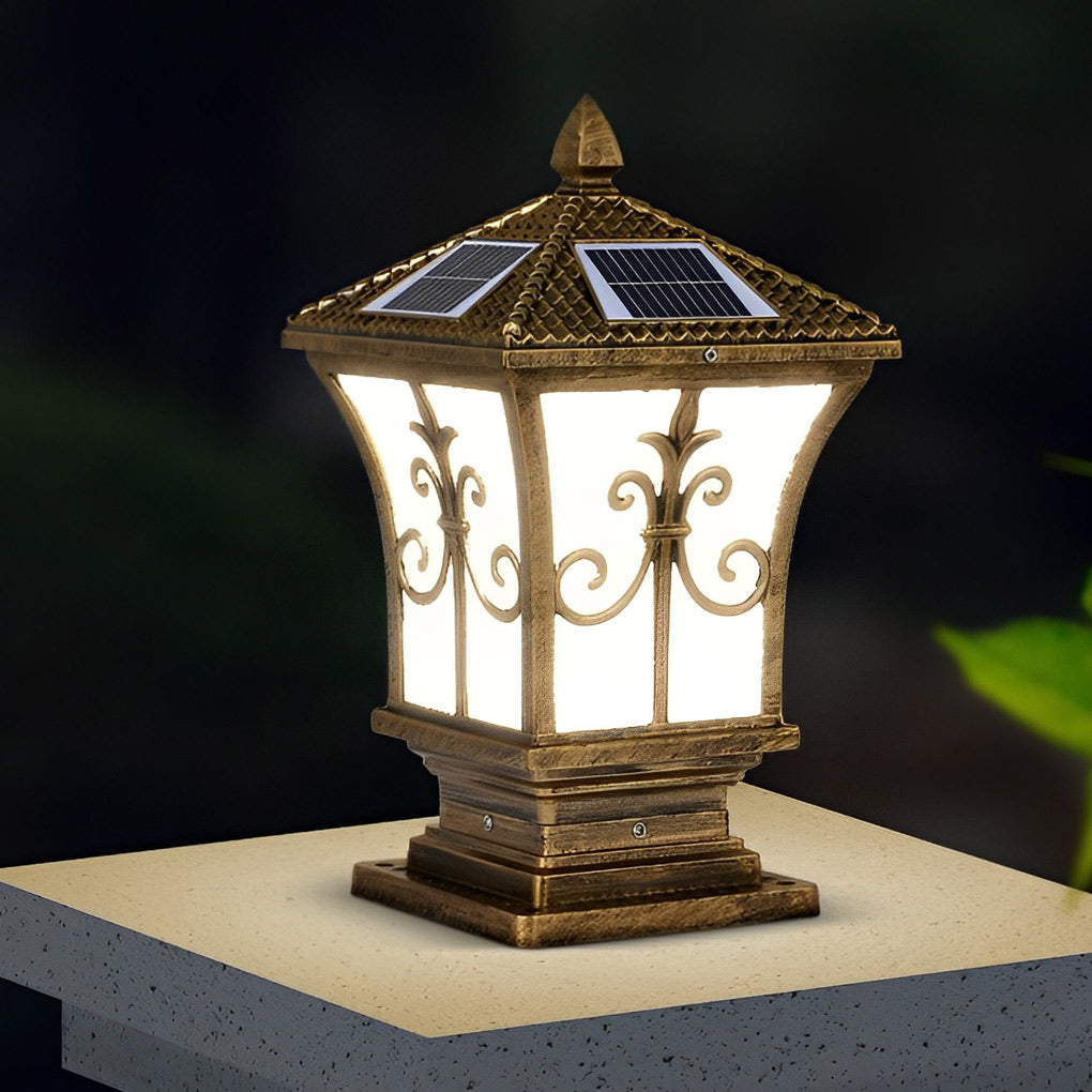 Vintage Solar Fence Post Light — Die-Cast Aluminum, Frosted Acrylic, Waterproof, Auto On/Off